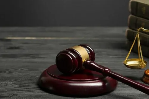 حکم قطعی شکوری راد، قربان بهزادیان نژاد و حسین کروبی اجرا شد