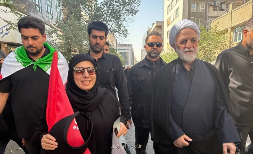حضور اژه ای در مراسم خاکسپاری رهبر شهید